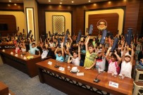 İLİM YAYMA CEMİYETİ - Başkan Baran, Körfezli Çocuklarla Buluştu