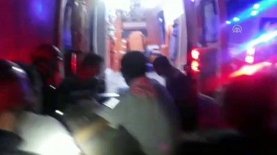 Kocaeli'de Otomobil Köprüden Düştü Açıklaması 3 Yaralı