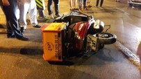 Fatih'te Motosiklet İle Taksi Çarpıştı Açıklaması 1 Ağır Yaralı