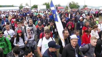 Srebrenitsa'ya 'Barış Yürüyüşü' Başladı