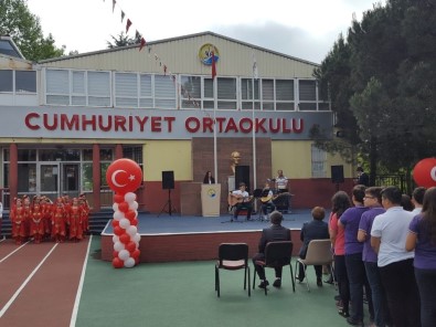 Cumhuriyet Ortaokulu Türkiye 3.'Sü Oldu