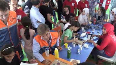 Dr. Öz'den Dünyaya '2 Dakika Suriye'yi Düşünün' Çağrısı