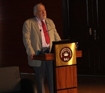 İlber Ortaylı Açıklaması 'Mülteci Çocukları Korumak İçin Uluslararası Bir Polis Gücü Kurmalıyız'