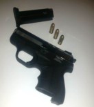 RUHSATSIZ SİLAH - Kuşadası Polisi Huzur Denetimlerini Sürdürüyor