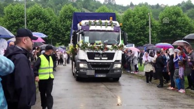Srebrenitsa Kurbanlarının Cenazeleri Potoçari'ye Ulaştı