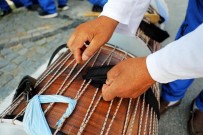 SİYAH KURDELE - Tren Faciası Nedeniyle Kırkpınar'da Davullar Çalmayacak