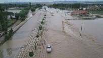 Afyonkarahisar'da Sel Felaketi Hayatı Felç Etti