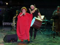 SELDA BAĞCAN - Festivalde Selda Bağcan Rüzgarı