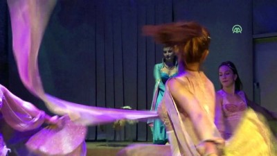 Tarihin Kalbinde 'Türk Dansları' Ve 'Sema Ayini'yle Turistleri Ağırlıyorlar