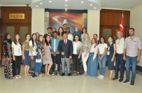 BALıKESIR ÜNIVERSITESI - Yabancı Öğrenciler Vali Yazıcı'yı Ziyaret Etti
