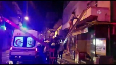 Balkondan Düşen Kadını İş Yerinin Tentesi Kurtardı