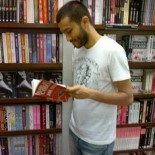 ÇILINGIR - Evin Teras Katında Kalan Genç, Banyoda Ailesi Tarafından Boğazı Kesilmiş Olarak Bulundu