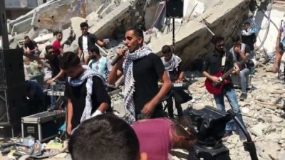 Filistinlilerden İsrail Güçlerine Konserli Tepki