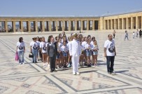 ÖZEL OKUL - Madalyalarla Anıtkabir'e Ziyaret