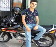 LÜTFÜ ÇAKMAK - Motosiklet Refüje Girdi Açıklaması 1 Ölü, 1 Yaralı