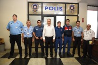 İZMIR VALILIĞI - Sağlıkta Şiddete Karşı Hastanelerde Artık Jandarmalar Da Görevde