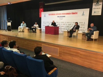 Sancaktepe'de 'Yeni Küresel Düzende Oyun Kurucu Türkiye' Konferansı Gerçekleşti