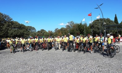 Troia'dan Bergama'ya 3. UNESCO Dünya Mirası Yolunda Bisiklet Turu'nun Startı Verildi