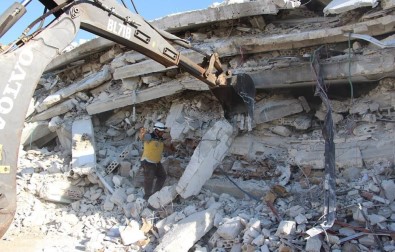 İdlib'deki Patlamada 18 Kişi Öldü