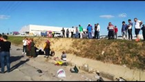 ŞEKERPıNAR - Piknikten Dönerken Trafik Kazası Yaptılar