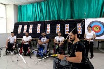 TİCARİ TAKSİ - Silahlı Saldırıda Omurilik Felci Olan Engelli Murat, Hayata Ok Atarak Tutundu