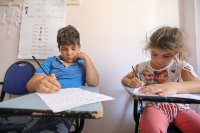 Charlie Chaplin Buca Göksu'da Hayat Buldu