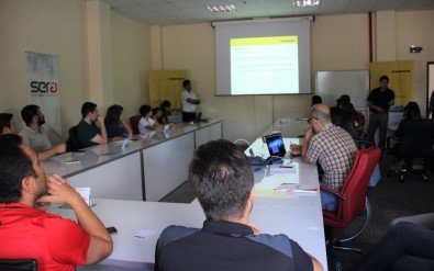 Erciyes Teknopark'tan Firmalara Yönelik Endüstri 4.0 Eğitimi