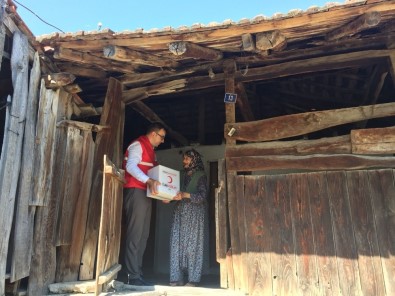 Kızılay'dan Bin 400 Aileye Gıda Yardımı