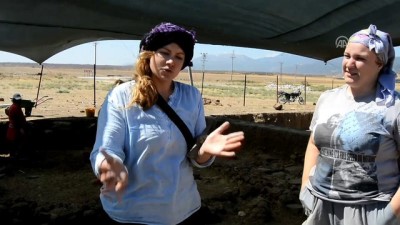 Zincirli Höyük'te Kazılar Sürüyor
