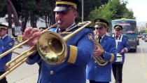 TARİHİ SAAT KULESİ - Belediye Bandosunun 65 Yıllık Geleneği