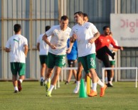 BOGDAN STANCU - Bursaspor'da Stancu Yeniden Takıma Döndü