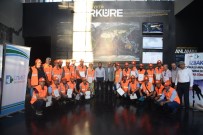 NEVZAT DOĞAN - İzmit Belediyesi Gönüllü Arama Kurtarma Ekibi Sertifikalarını Aldı