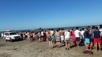 Karasu'da Denize Giren Vatandaş Suda Kayboldu