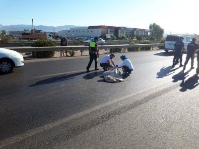 Çalıntı Motosikletle Kaza Yaptı, 40 Metre Sürüklendi