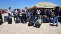 REYHANLI - Cilvegözü Sınır Kapısı'ndan Bayram Geçişleri Sürüyor