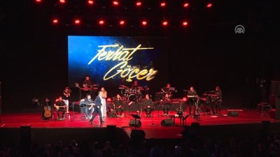 Ferhat Göçer Harbiye'de Konser Verdi