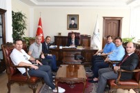 NACI KALKANCı - Futbolun Efsane İsimlerinden Vali Kalkancı'ya Ziyaret