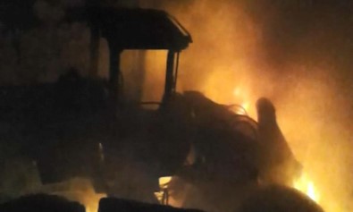 Hainler Araçları Ateşe Verdi, EYP Patlattı Açıklaması 2 Asker Yaralı