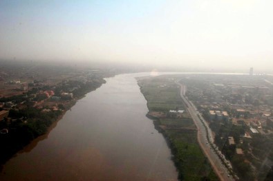 Nil Nehri'nde tekne faciası: 23 ölü