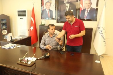 Başkan Bozdağ'dan ABD Malına Boykot Çağrısına Tam Destek