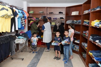 Başkan Tiryaki'den Çocuklara Bayram Hediyesi