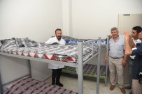 NEVZAT DOĞAN - Bu Kurbanlık Pazarı Hem Alıcıları Hem De Satıcıları Memnun Ediyor