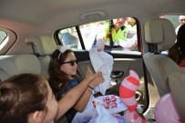 GÜZERGAH - Çocuklar Ebeveynlerini Trafikte 'Kırmızı Düdük' İle Uyaracak