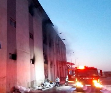 Fabrikadaki Yangında 2 İşçi Öldü