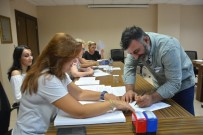 SADIK AHMET - İzmit'te Simit Yerleri Kiraya Verildi
