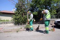 KABRISTAN - Yenimahalle'de Bayram Telaşı