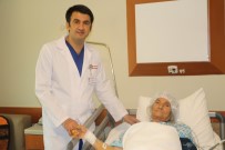 KALP AMELİYATI - Acil Bypass İstenen Kadın, Bir Günde Kendine Geldi