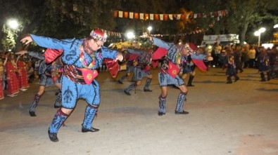 Burhaniye'de Festival Coşkusu Başladı
