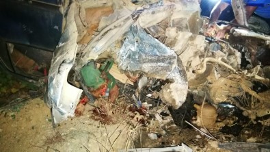 Bursa'nın Ölüm Yolu... Aynı Yolda 3 Saat Ara İle 2 Kaza, 2 Ölü 5 Yaralı