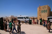 ÜMMET - Elazığ'dan Gelen Yardımları Görünce Gözyaşlarına Hakim Olamadılar